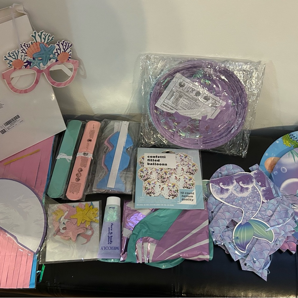 Mermaid Party Supplies Set - Purple and Pink